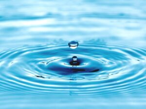 塗料の防水性能を示す水をはじくイメージ