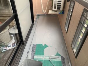ベランダ防水工事現場