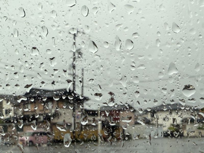 外壁塗装で雨が降ったら延期になる？スケジュール変更と確認ポイント